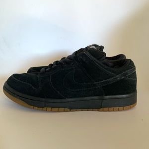 Nike SB dunk size6 black suede